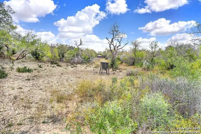 2049 County Road 451 Hondo, TX 78861